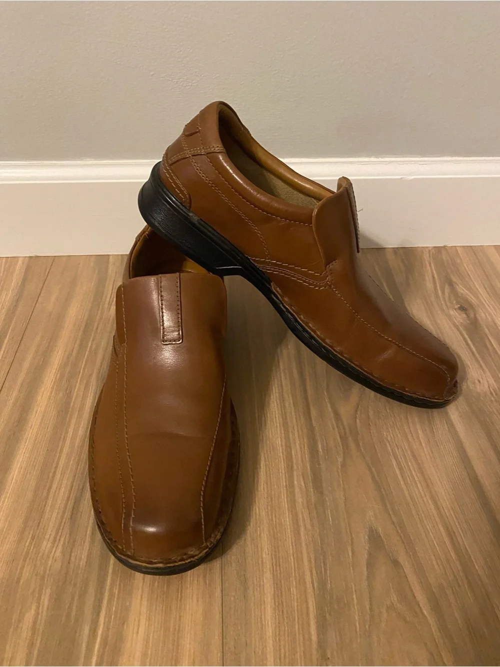 Clarks Men’s US 11 Escalade Step loafers leather slip on shoes
